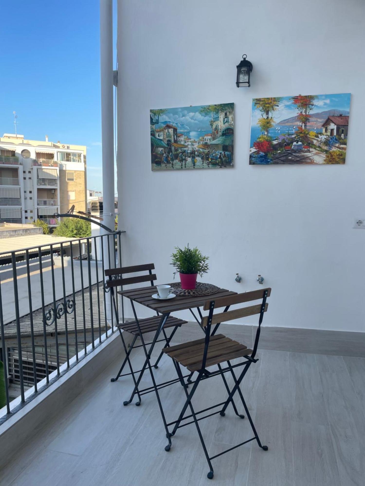 Hermes 14 Bari Buitenkant foto